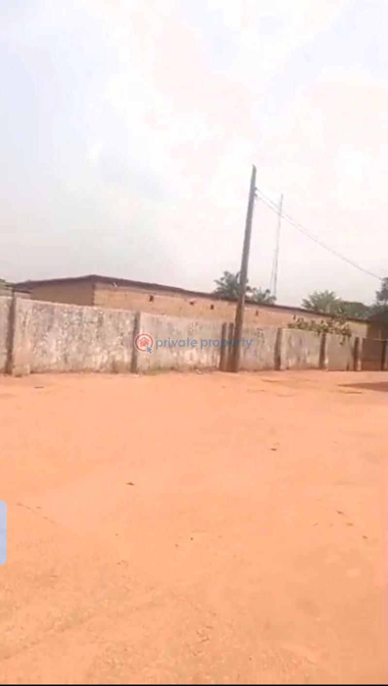 Filling Station For Sale Along Benin Auchi Rd,eyean. Benin Edo - 1