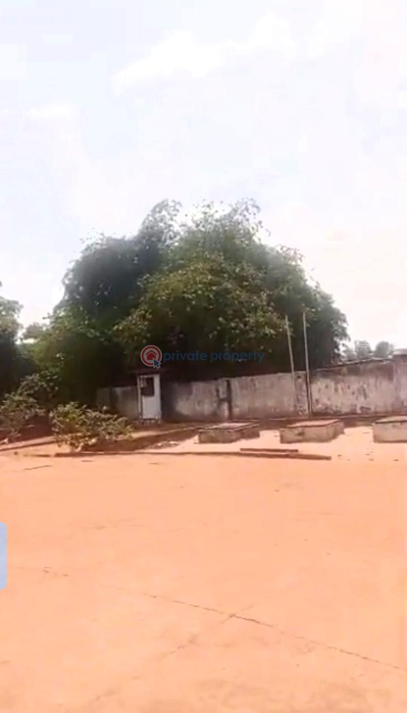 Filling Station For Sale Along Benin Auchi Rd,eyean. Benin Edo - 3