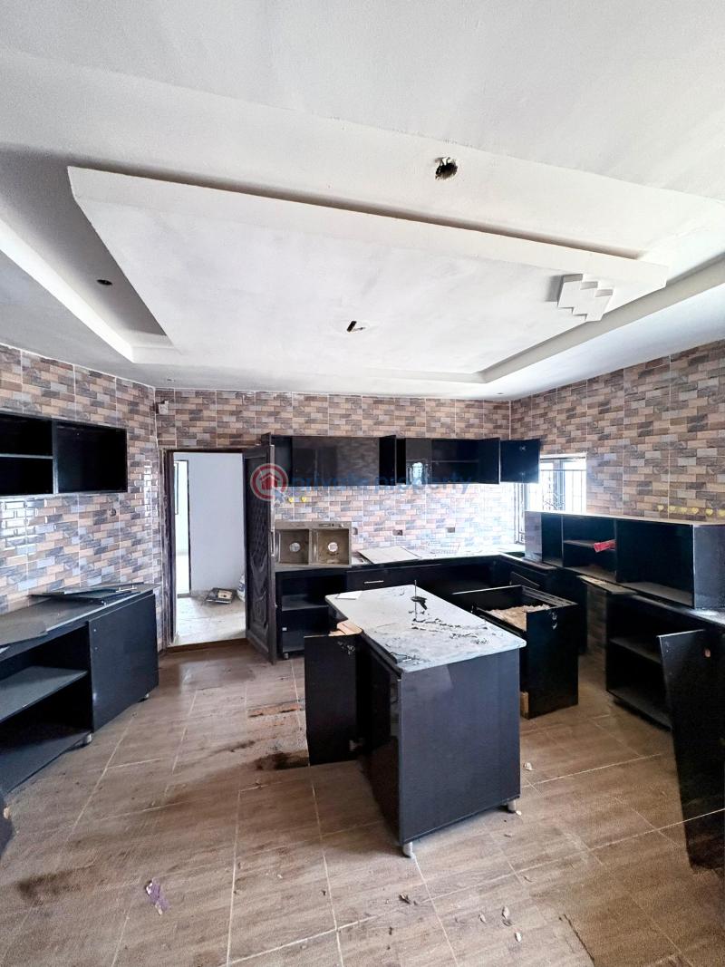 House For Rent Tipper Garage, Akala Express ,ibadan. Ibadan Oyo - 2