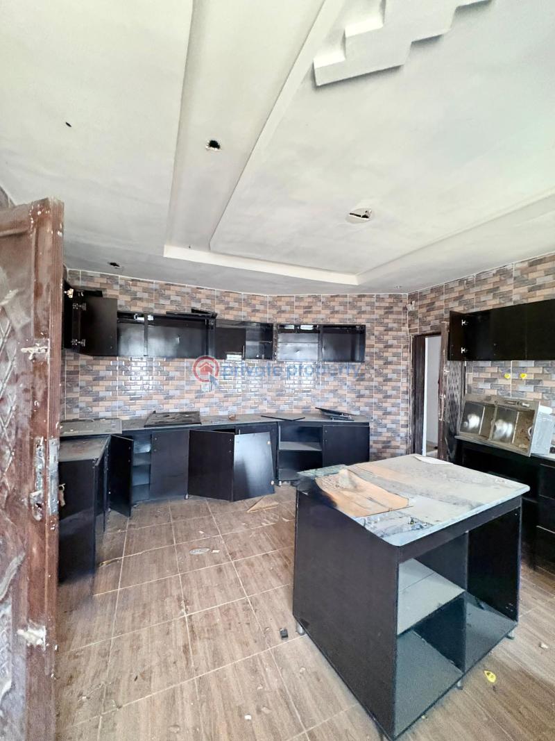 House For Rent Tipper Garage, Akala Express ,ibadan. Ibadan Oyo - 5