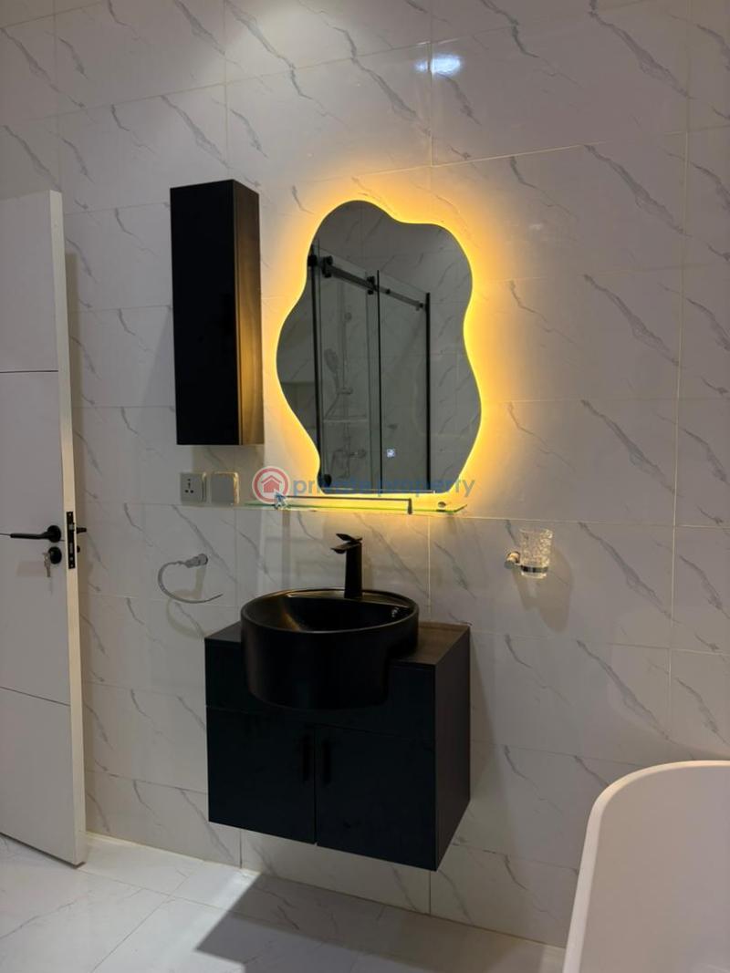 House For Sale Location: Oluyole Estate , Ibadan Ibadan Oyo - 10