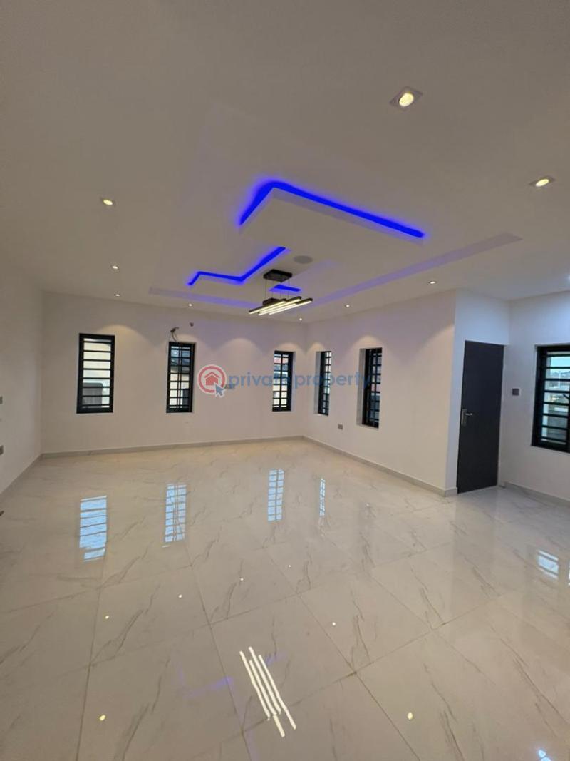 House For Sale Location: Oluyole Estate , Ibadan Ibadan Oyo - 11