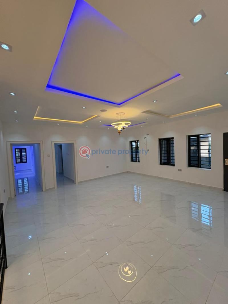 House For Sale Location: Oluyole Estate , Ibadan Ibadan Oyo - 6