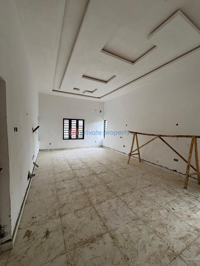 House For Sale Location: *tiger Estate* Ibadan Oyo - 7