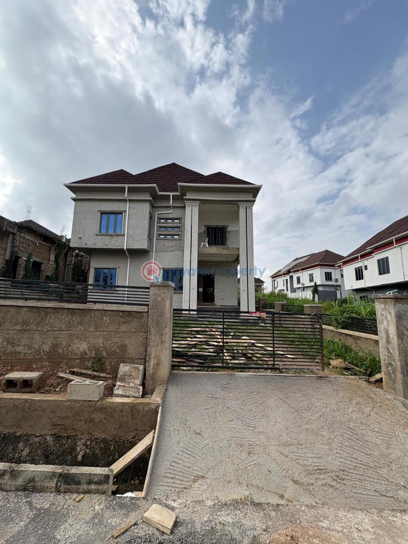 House For Sale Location: *tiger Estate* Ibadan Oyo - 0