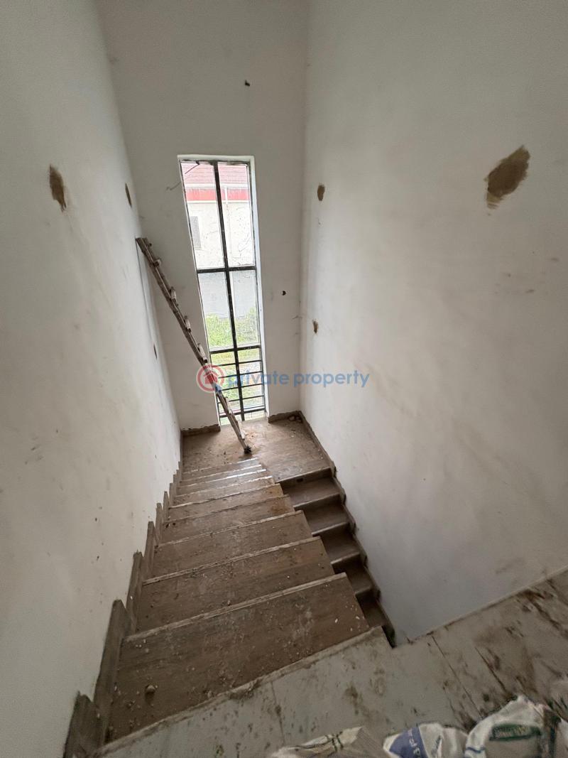 House For Sale Location: *tiger Estate* Ibadan Oyo - 2