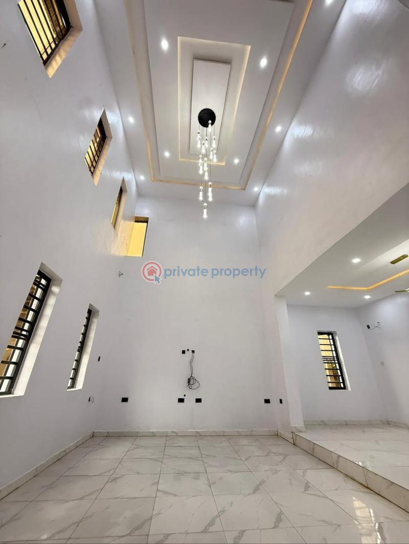 House For Sale Location: Palace Estate, Akala, Akobo, Ibadan, Nigeria Ibadan Oyo - 8