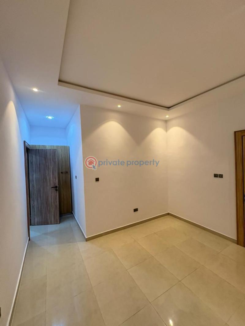 5 bedroom Detached Duplex For Sale Kolapo Ishola Gra, Akobo Akobo Ibadan Oyo - 1