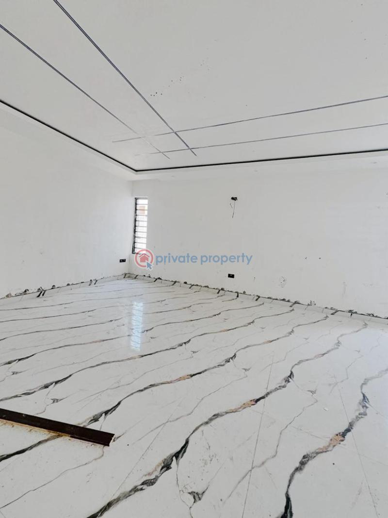 House For Sale Location:engr Lere Adigun, Bashorun,ibadan Ibadan Oyo - 4