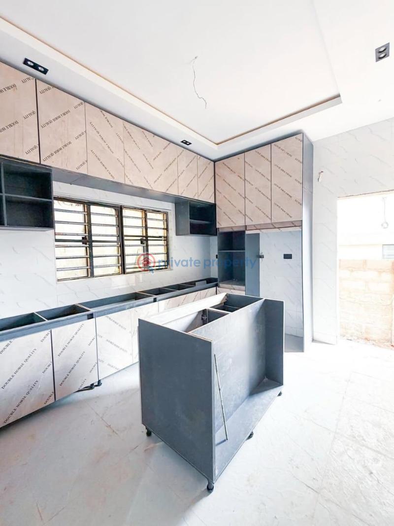 House For Sale Carlton Gate Gra, Akobo, Ibadan Ibadan Oyo - 3