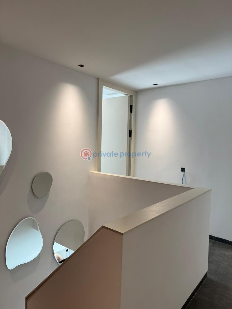 3 bedroom Maisonette For Sale Old Ikoyi Lagos - 34