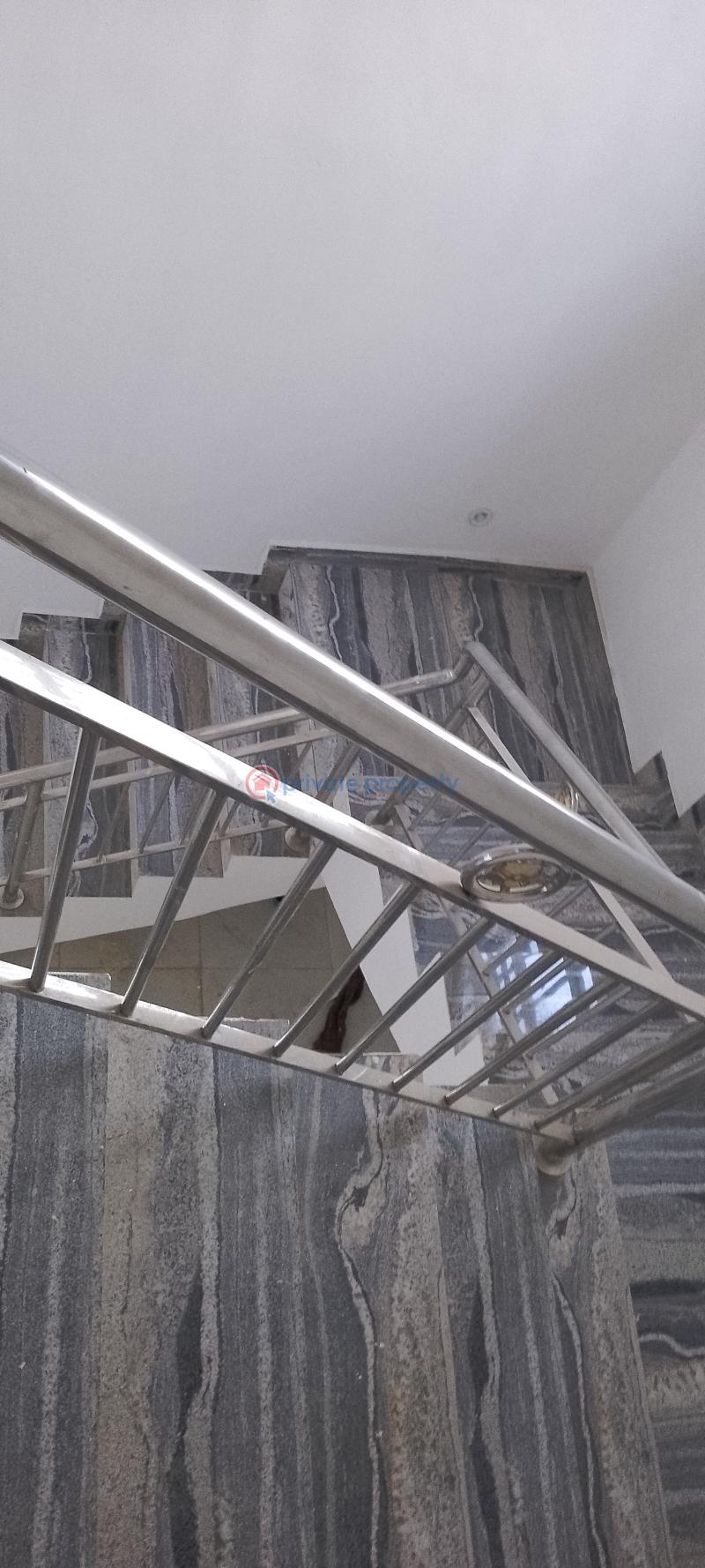 6 bedroom Detached Duplex For Sale Guzape Main Guzape Abuja Phase 1  - 5