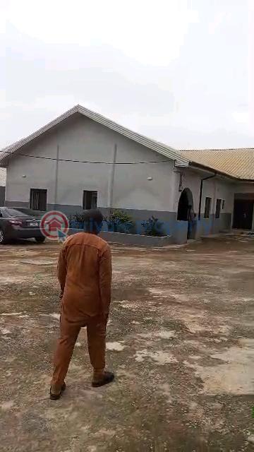 10 bedroom Block Of Flats For Sale Close To Prison Gate Kuje Abuja Phase 4  - 3