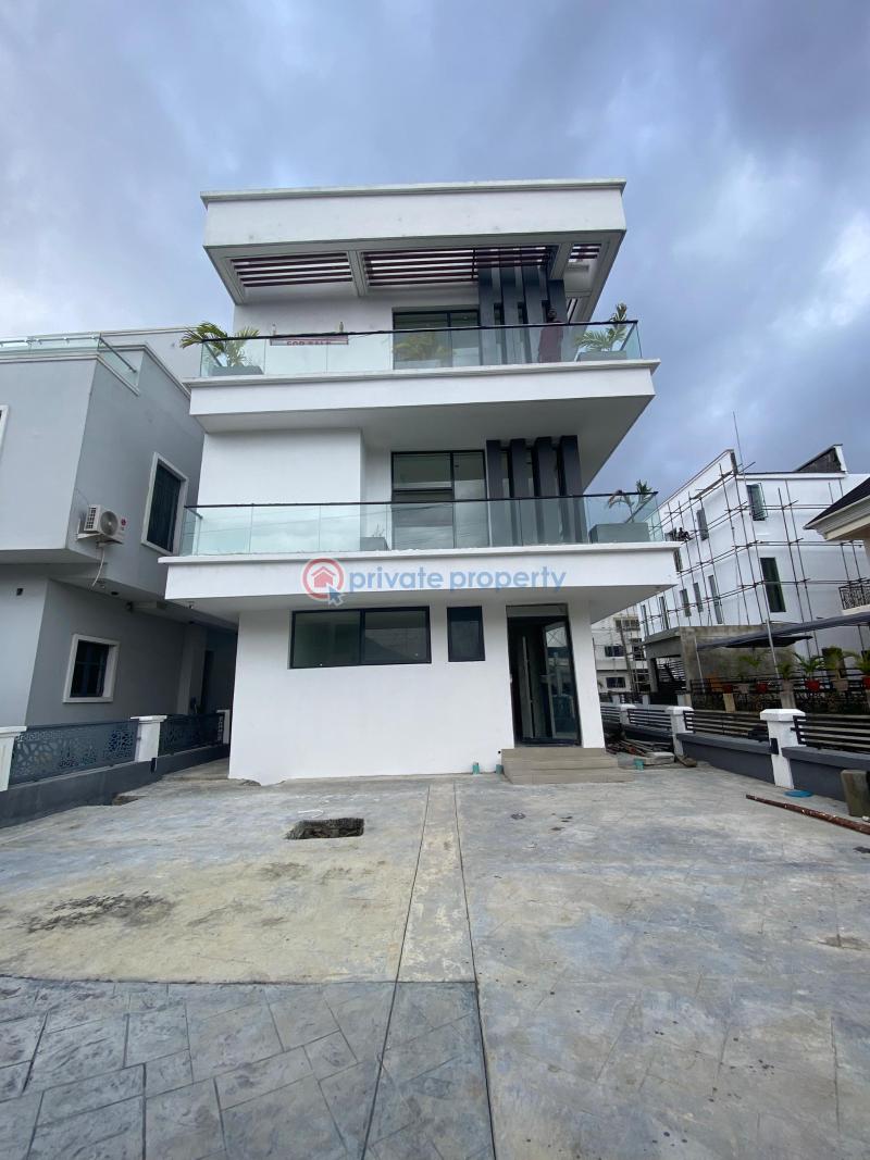For sale !!!  luxury 4 bedroom fully detached duplex with a room bq 4 bedroom Detached Duplex For Sale In A Secured Estate Osapa London Lekki Lagos