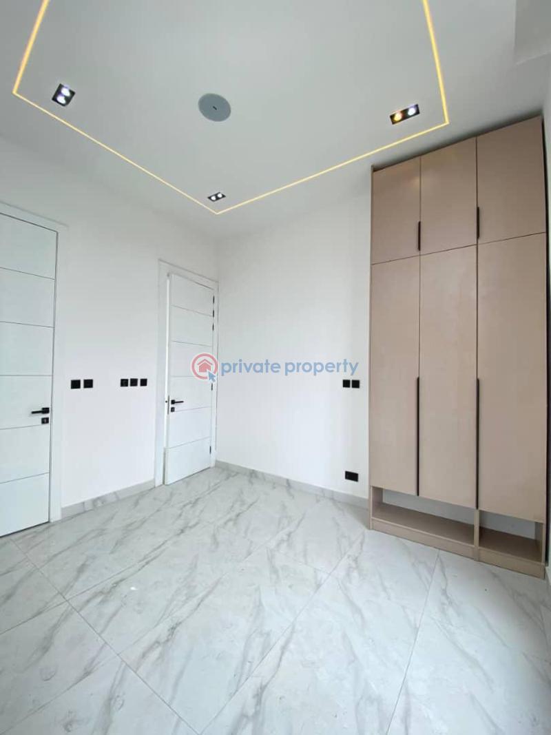 4 bedroom Detached Duplex For Sale Chevron Drive Lekki Lagos - 4