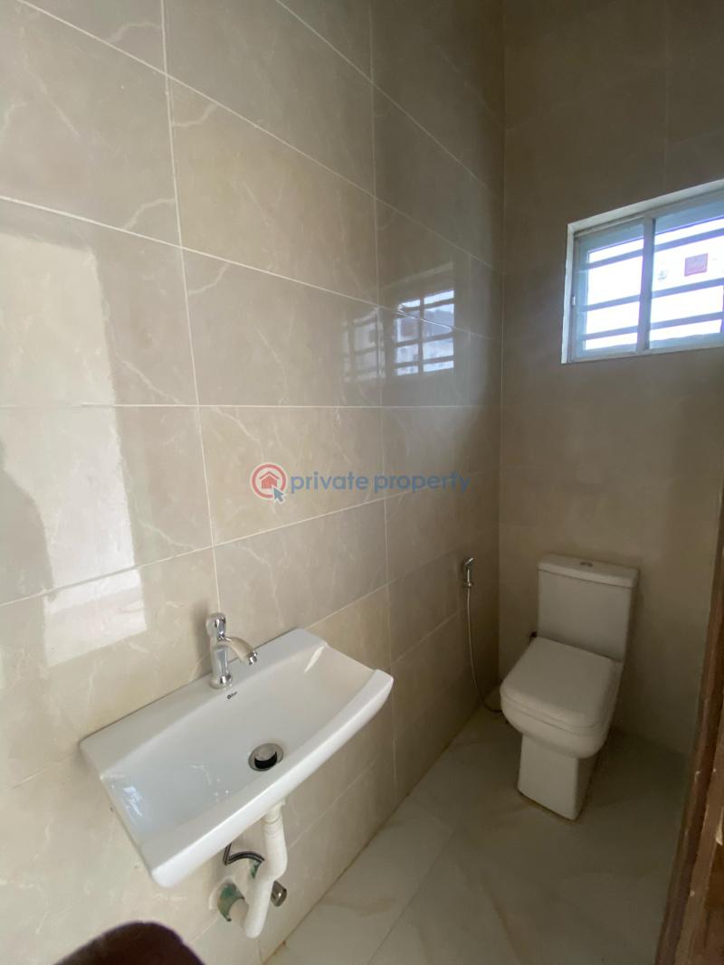 House For Sale Location:** Lere Adigun Gra, Bashorun, Ibadan Ibadan Oyo - 16