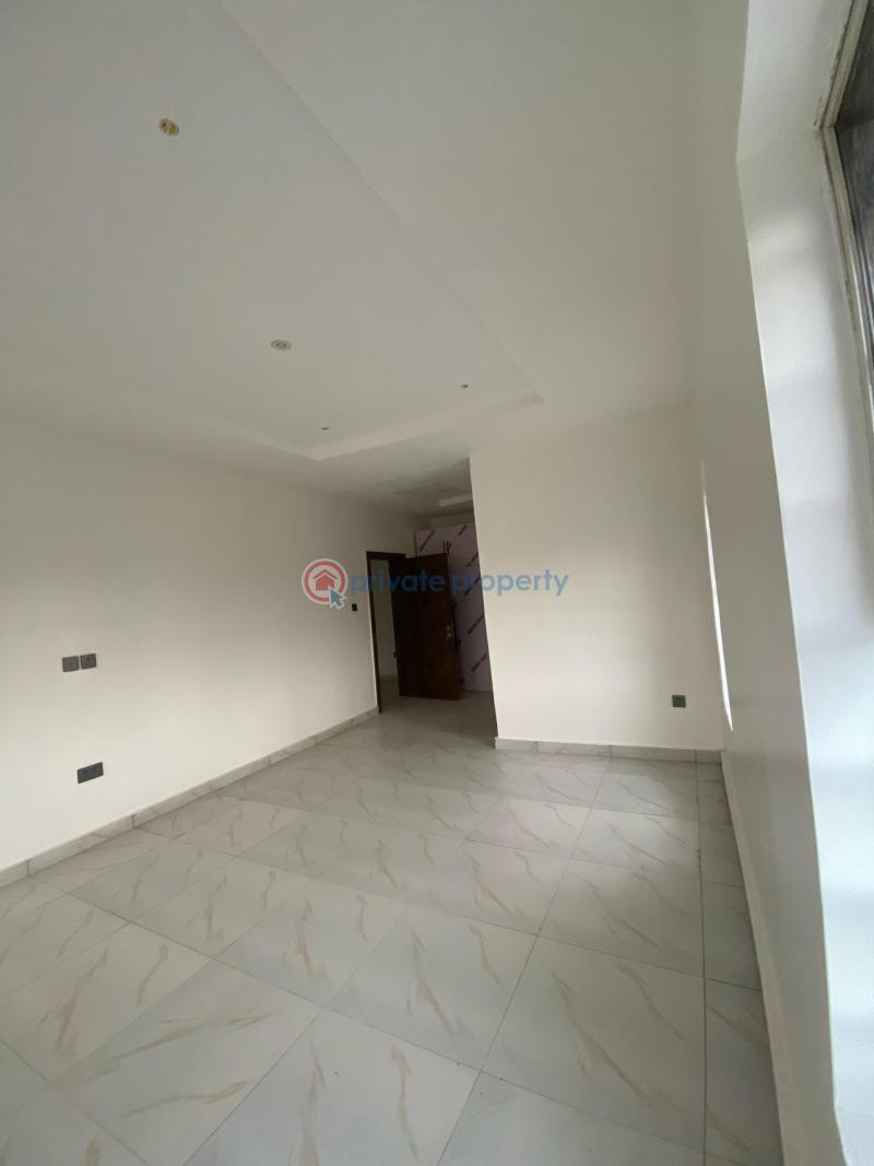 House For Sale Location:** Lere Adigun Gra, Bashorun, Ibadan Ibadan Oyo - 5