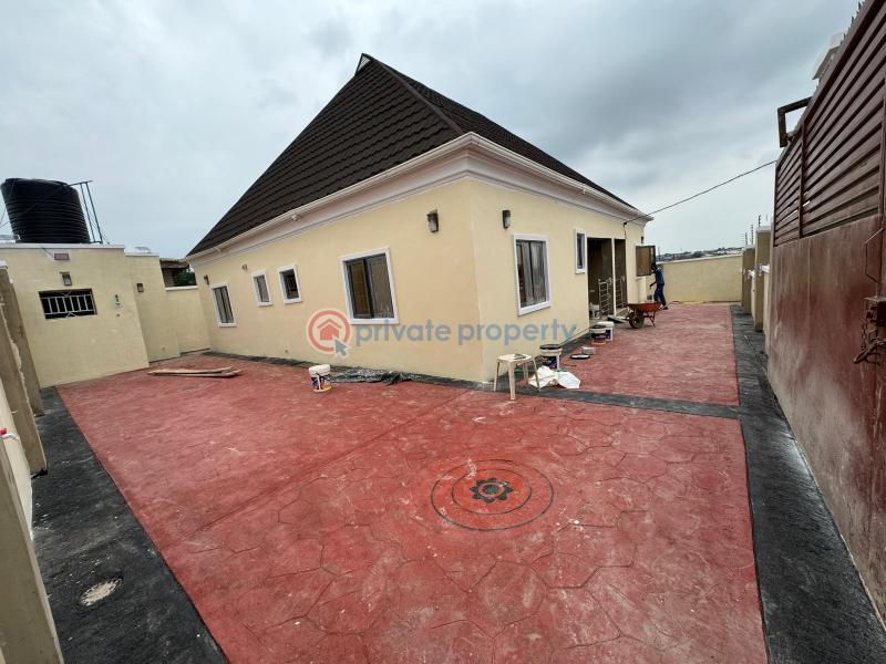 House For Sale Landmark:** Close To Opeyemi And Isolan Estate.gbongúdù Ojurin Akobo Area Of Ibadan. Akobo Ibadan Oyo - 6