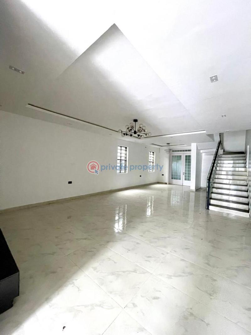 For sale ,✈️ 💠**modestly finished 5 bed fully detached duplex with bq*💠 - 18 5 bedroom Detached Duplex For Sale Ologolo Lekki Lagos - 18