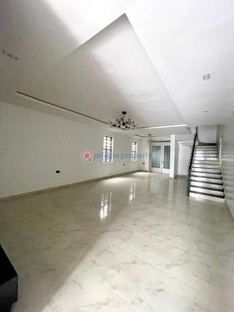 For sale ,✈️ 💠**modestly finished 5 bed fully detached duplex with bq*💠 - 16 5 bedroom Detached Duplex For Sale Ologolo Lekki Lagos - 16