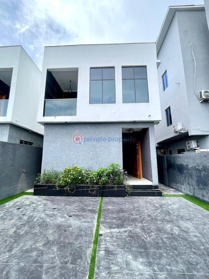 For sale ,✈️ 💠**modestly finished 5 bed fully detached duplex with bq*💠 - 0 5 bedroom Detached Duplex For Sale Ologolo Lekki Lagos - 0