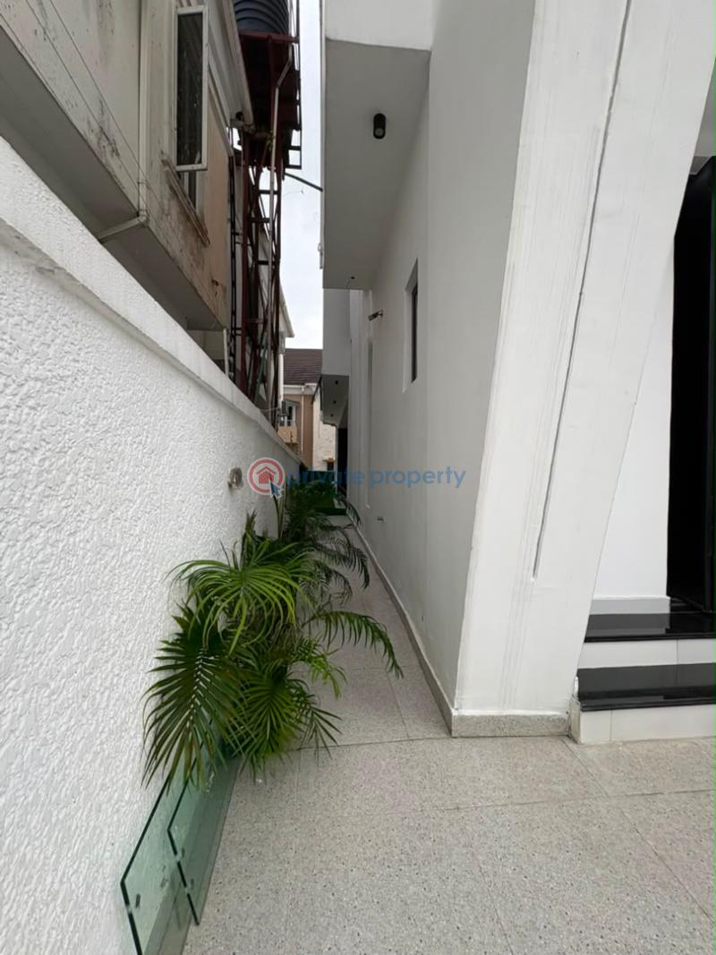 5 bedroom Detached Duplex For Sale Lekki Conservation Route Lekki Lagos - 18