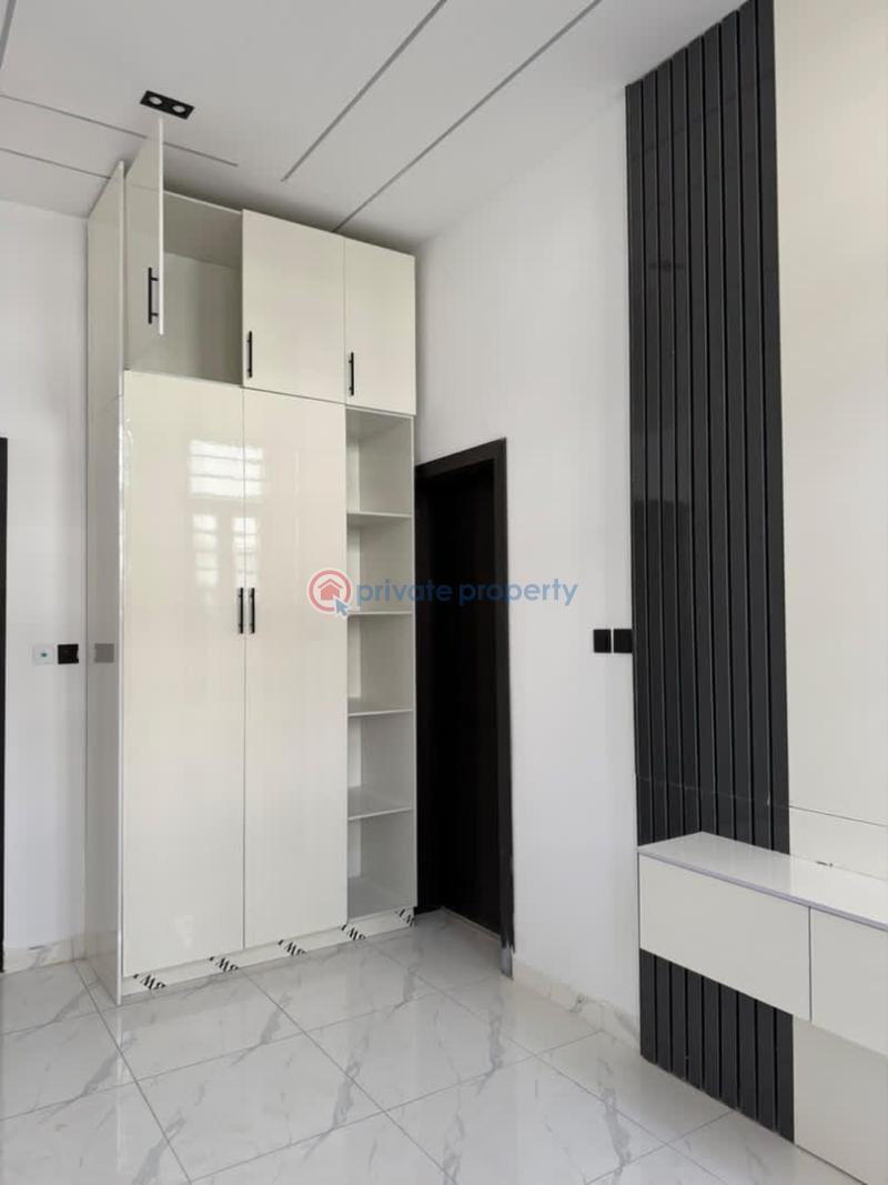 5 bedroom Detached Duplex For Sale Orchid Road Lekki Lagos - 17