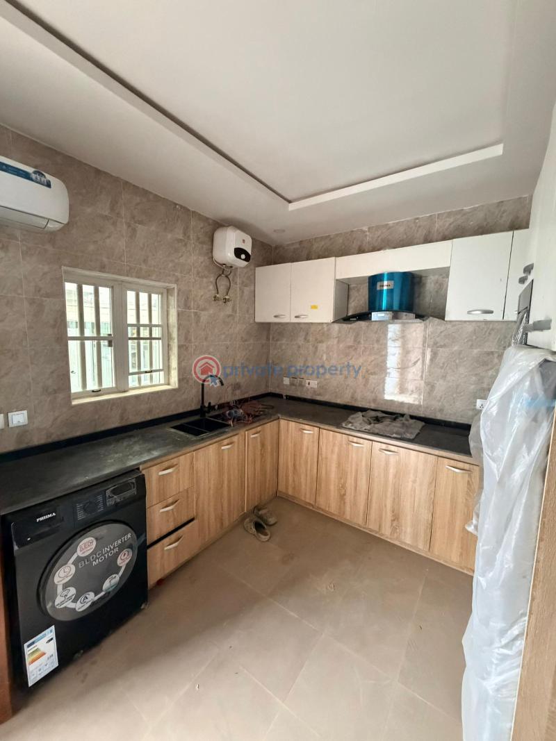 4 bedroom Semi detached Duplex For Sale Jericho Gra Ibadan Oyo - 5