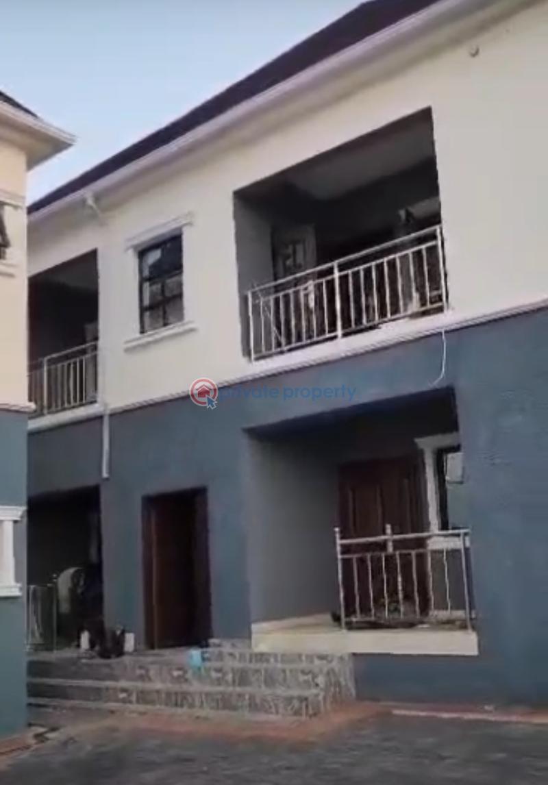 3 bedroom Block Of Flats For Sale F01 Kubwa Abuja Phase 4  - 1