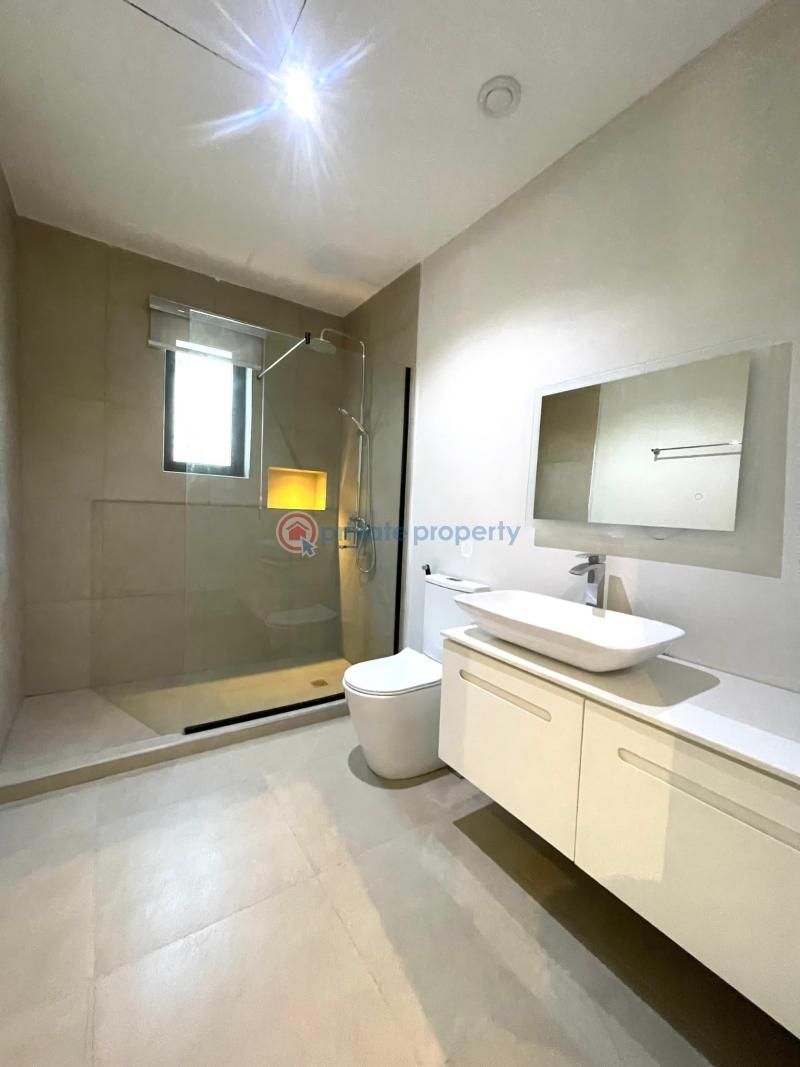 5 bedroom Detached Duplex For Sale Lekki Phase 1 Lagos - 2