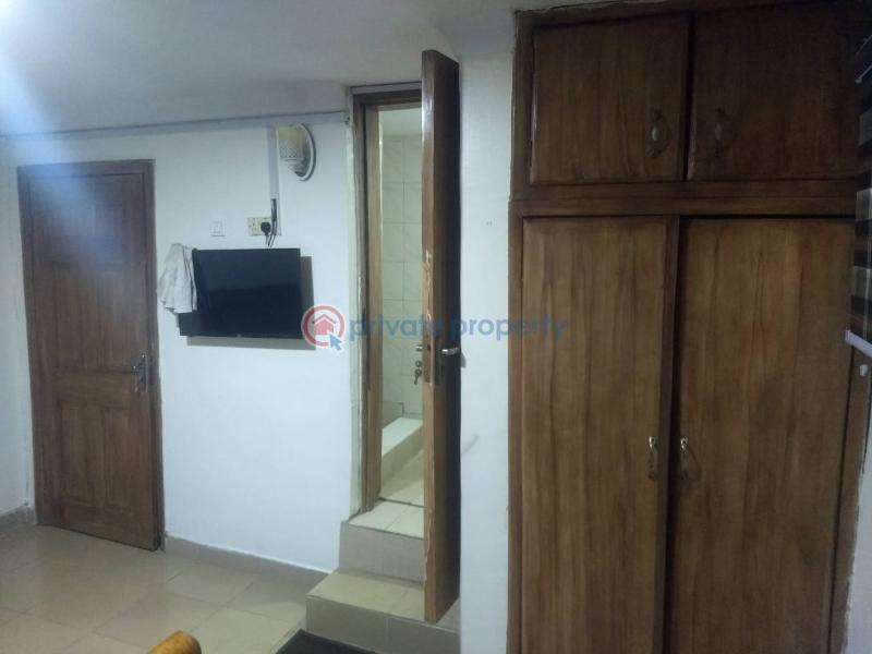 3 bedroom Detached Bungalow For Sale Omole Phase 2 Ojodu Lagos - 7