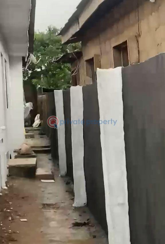 4 bedroom Bungalow For Sale Igando Ikotun/Igando Lagos - 4