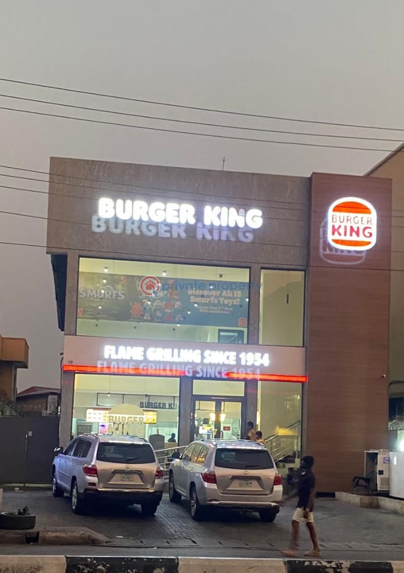 Restaurant/Bar For Sale Along The Shop Rite Adeniran Ogunsanya Surulere Lagos - 1