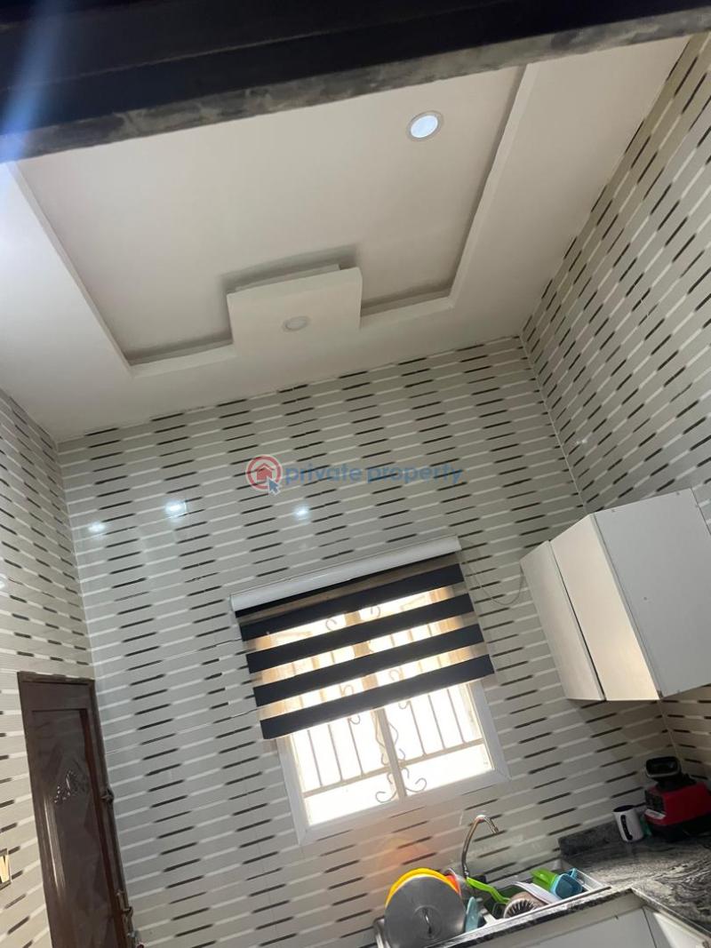 2 bedroom Bungalow For Sale Odeku, Via Liberty Academy Taska Akala Express, Ibadan. Akala Express Ibadan Oyo - 2