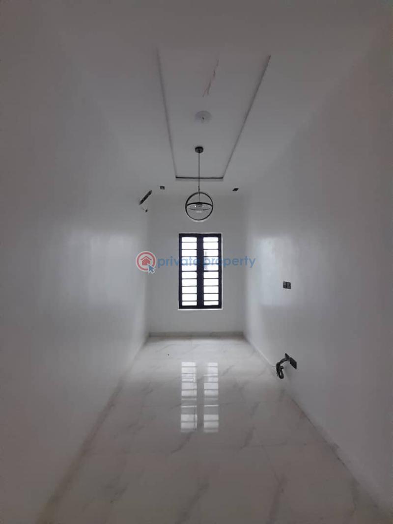 4 bedroom Semi detached Duplex For Sale Dpkay Estate, Orchid Road, Lekki Lagos. Chevron Drive Lekki Lagos - 14