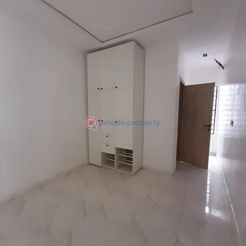 4 bedroom Semi detached Duplex For Sale Dpkay Estate, Orchid Road. Chevron Drive Lekki Lagos - 2