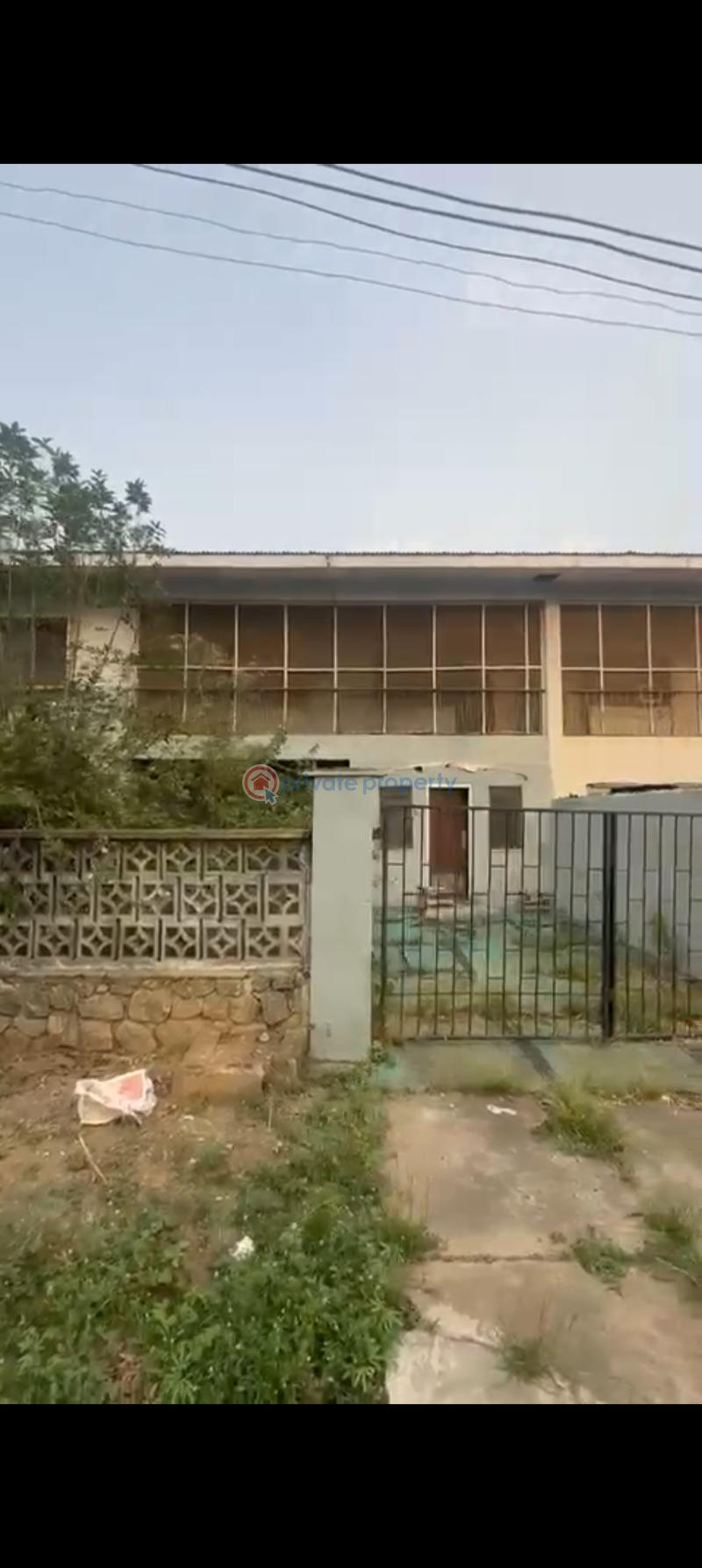 House For Sale At Oba Akinsua Old Bodija Ibadan Oyo - 0