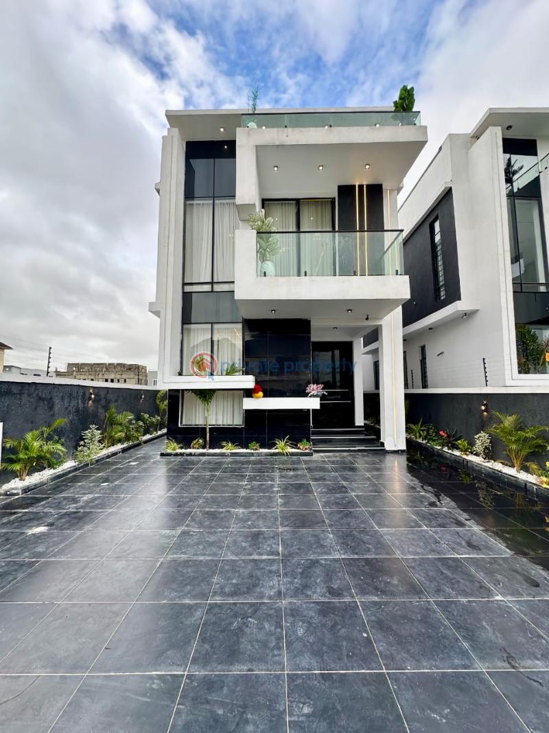 5 bedroom Detached Duplex For Sale Ologolo Lekki Lagos - 1
