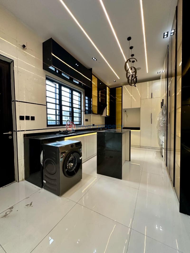 5 bedroom Detached Duplex For Sale Ologolo Lekki Lagos - 19