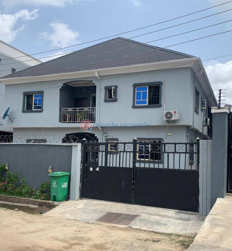 6 bedroom House For Sale Ifako-Gbagada Lagos