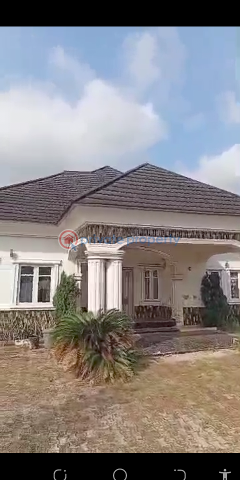 4 bedroom Detached Bungalow For Sale Gbodu, Along Ijede Road, Ikorodu Ijede Ikorodu Lagos - 1