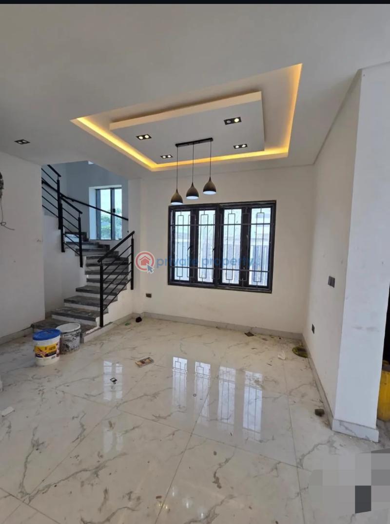 4 bedroom Detached Duplex For Sale Ogudu GRA Lagos - 1