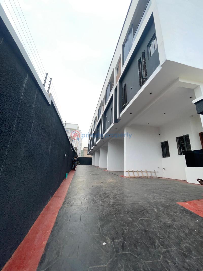4 bedroom Terrace For Sale Mende Maryland Lagos - 3