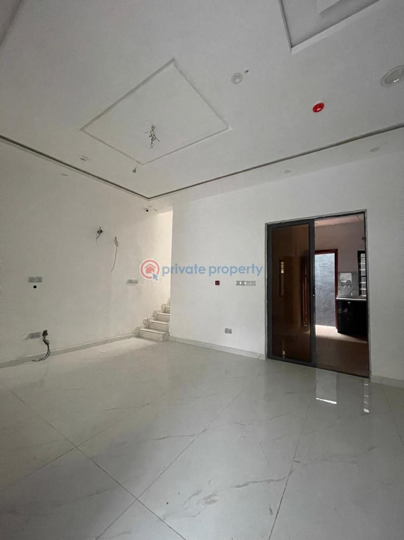 4 bedroom Terrace For Sale Mende Maryland Lagos - 16