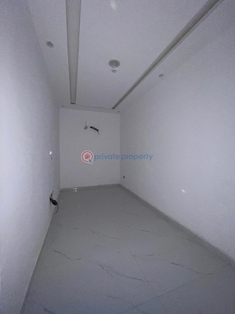 4 bedroom Terrace For Sale Mende Maryland Lagos - 14