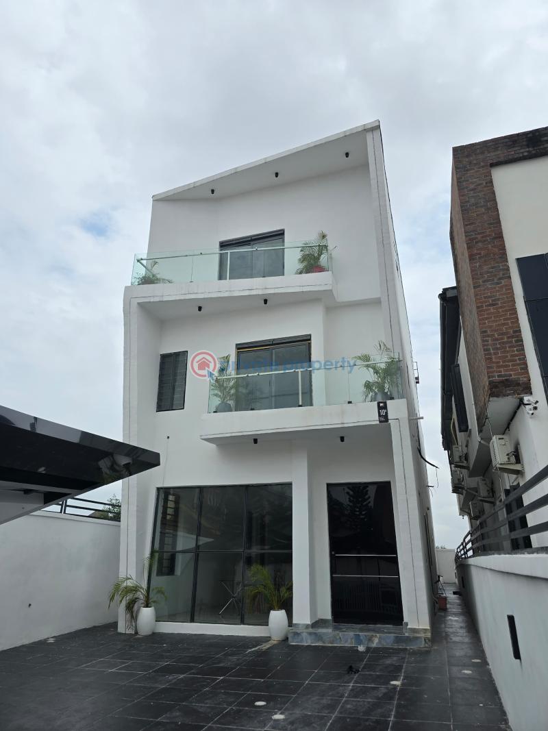 5 bedroom Detached Duplex For Sale Chevron Lekki Lagos - 0