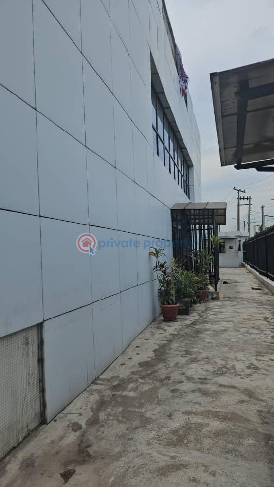Office For Rent Agidinbgi Ikeja Lagos - 11