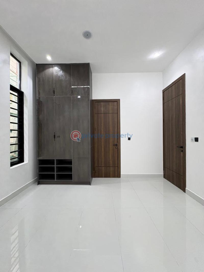4 bedroom Detached Duplex For Sale Chevron Drive Lekki Lagos - 9