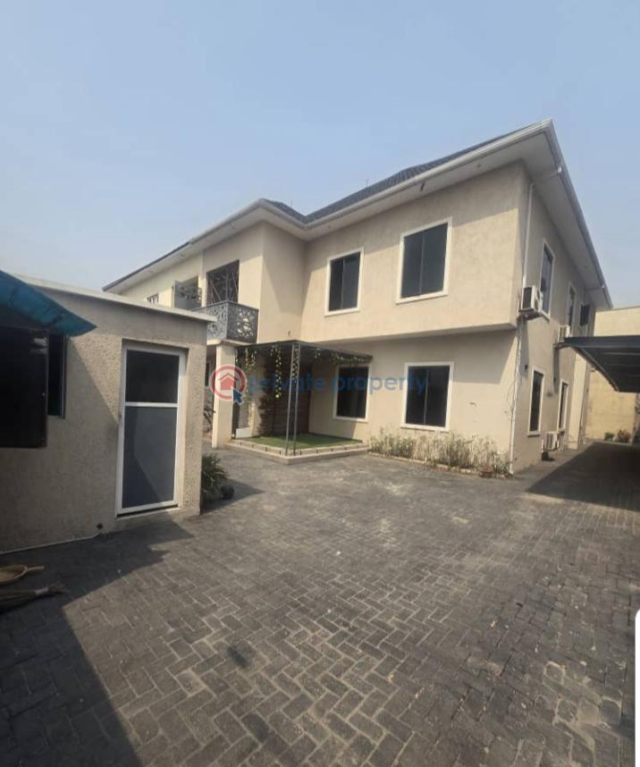 4 bedroom Semi detached Duplex For Sale Lekki Phase 1 Lagos