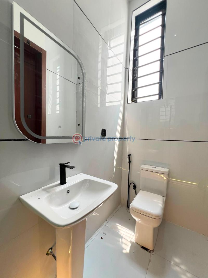 4 bedroom Semi detached Duplex For Sale Ikota Lekki Lagos - 4